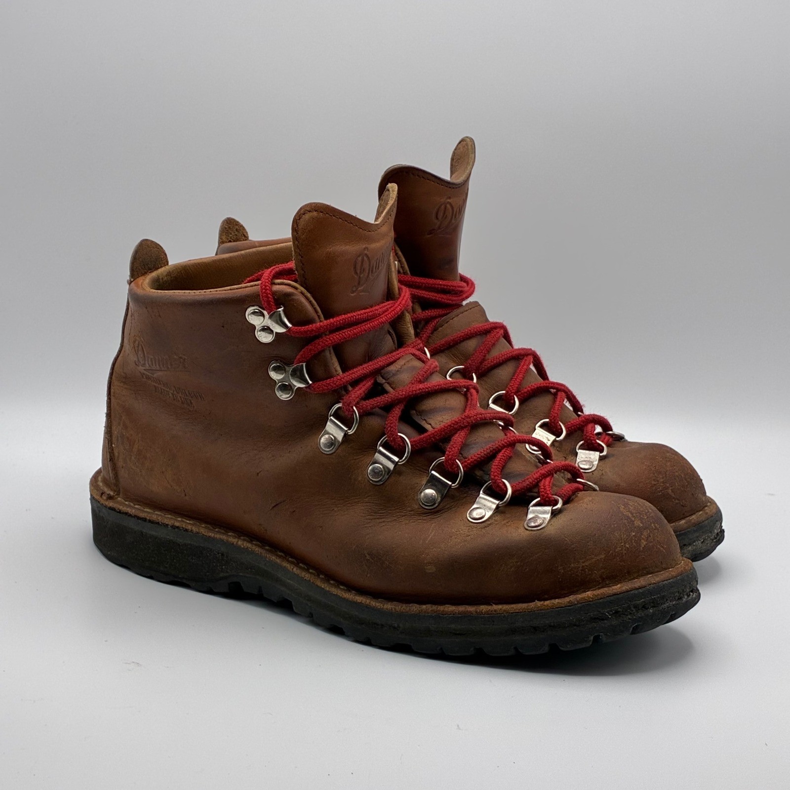 Danner Mountain Light Cascade Clovis Mens 9.5 EE Brown Gore-Tex Boots 31528 Danner Mountain Light Cascade Clovis Mens 9.5 EE Brown Gore-Tex Boots 31528