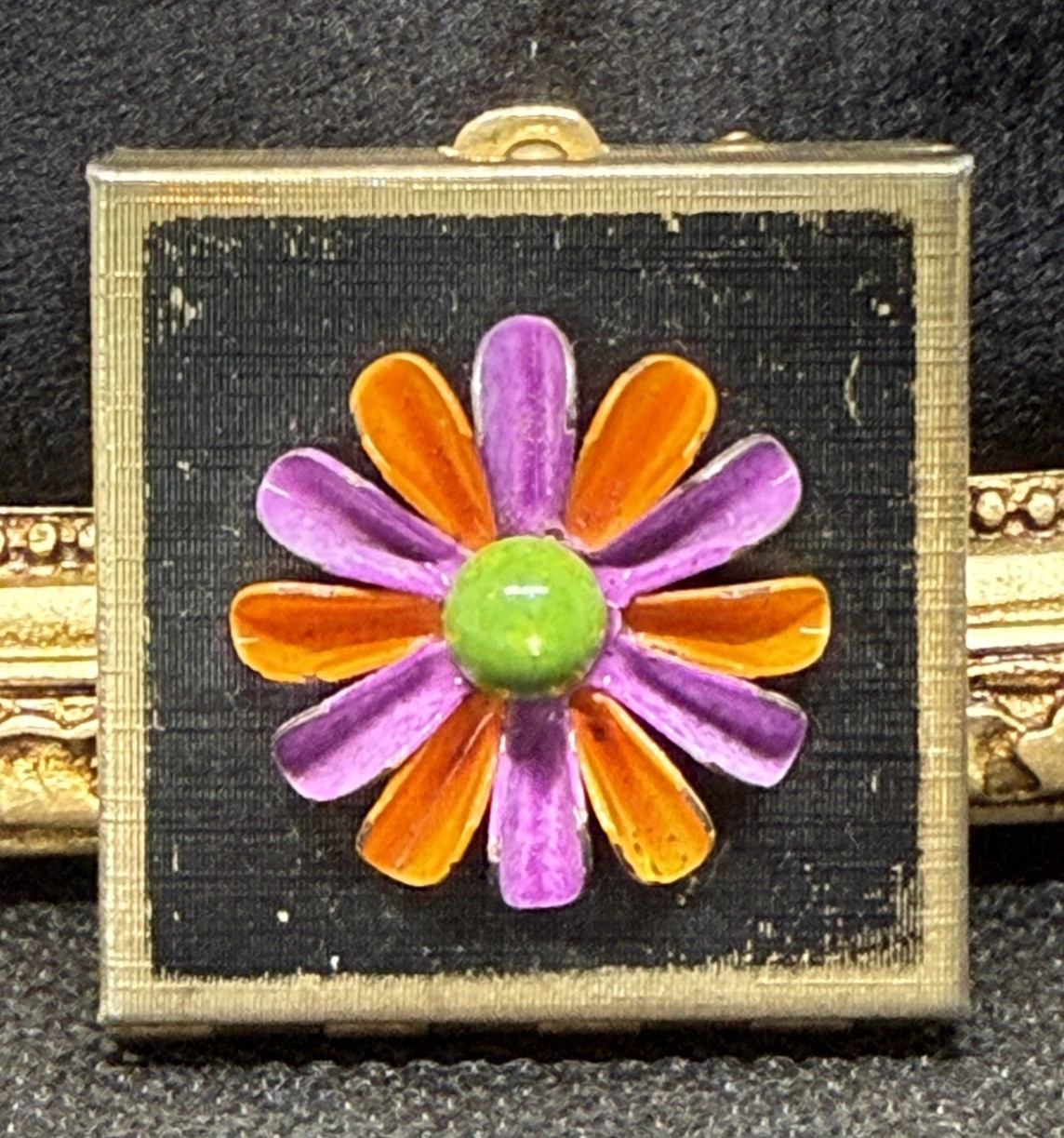 Vintage 1960s Mod Flower Power Pill Box Brass Enamel Daisy Hippie Trinket Case