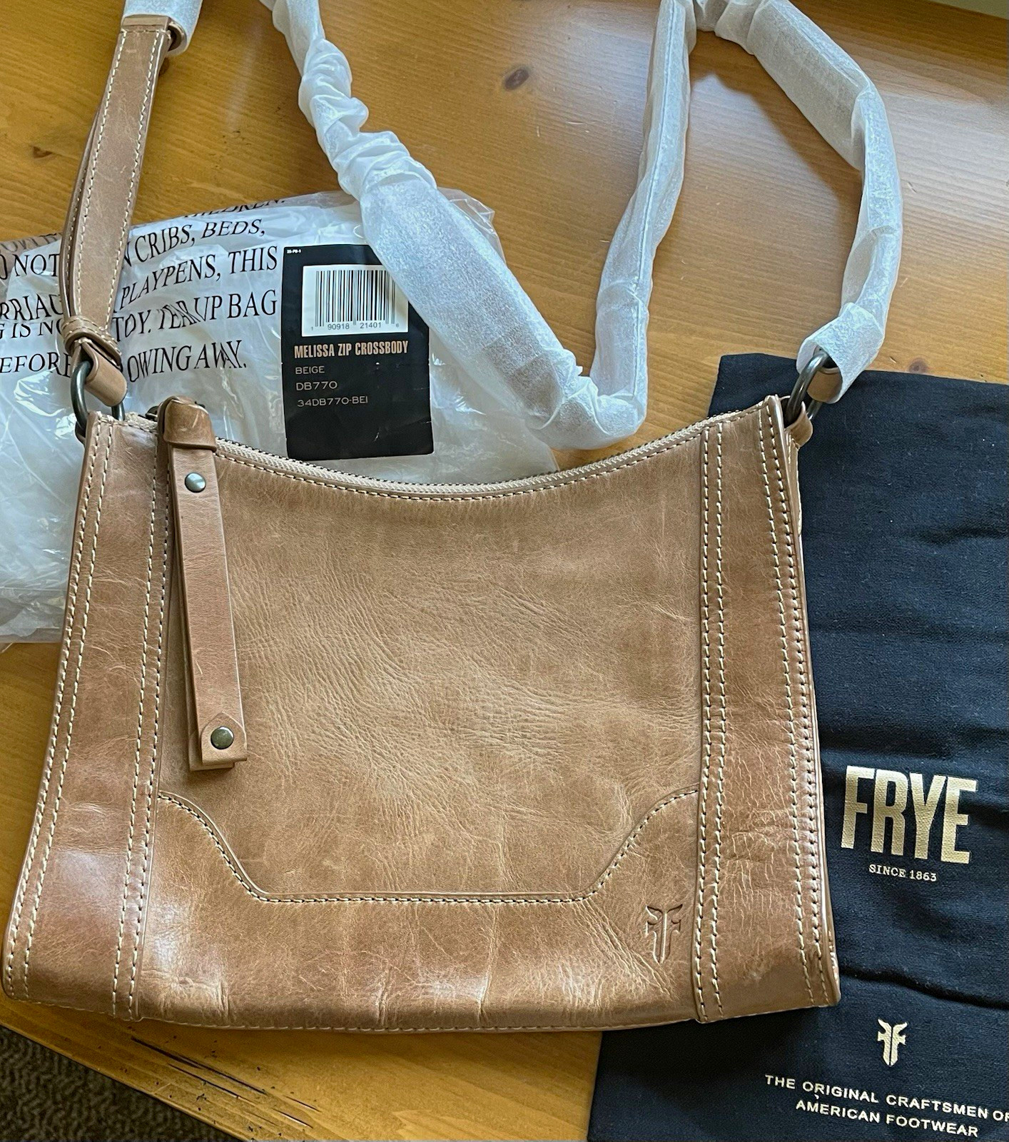 👜NWT Frye Melissa Zip Crossbody Bag Beige Leather FIRST EDITION 2018 Receipt🧾