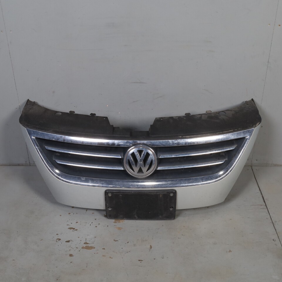 2009-2012 Volkswagen CC Front Upper Grille OEM