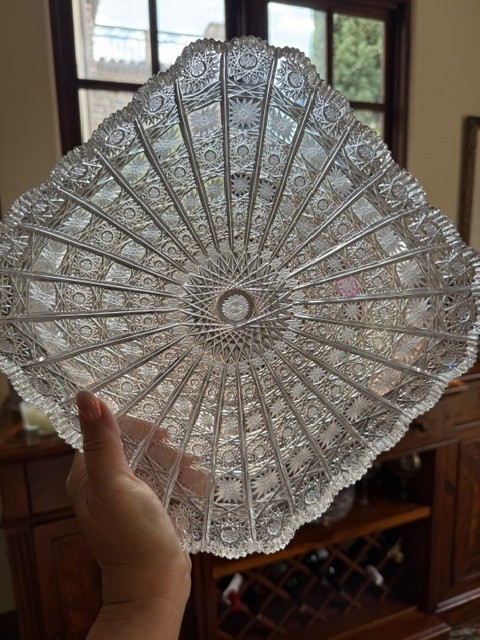 Beautiful hand cut Bohemian Czech Republic 24% lead crystal square bowl/plate Beautiful hand cut Bohemian Czech Republic 24% lead crystal square bowl/plate