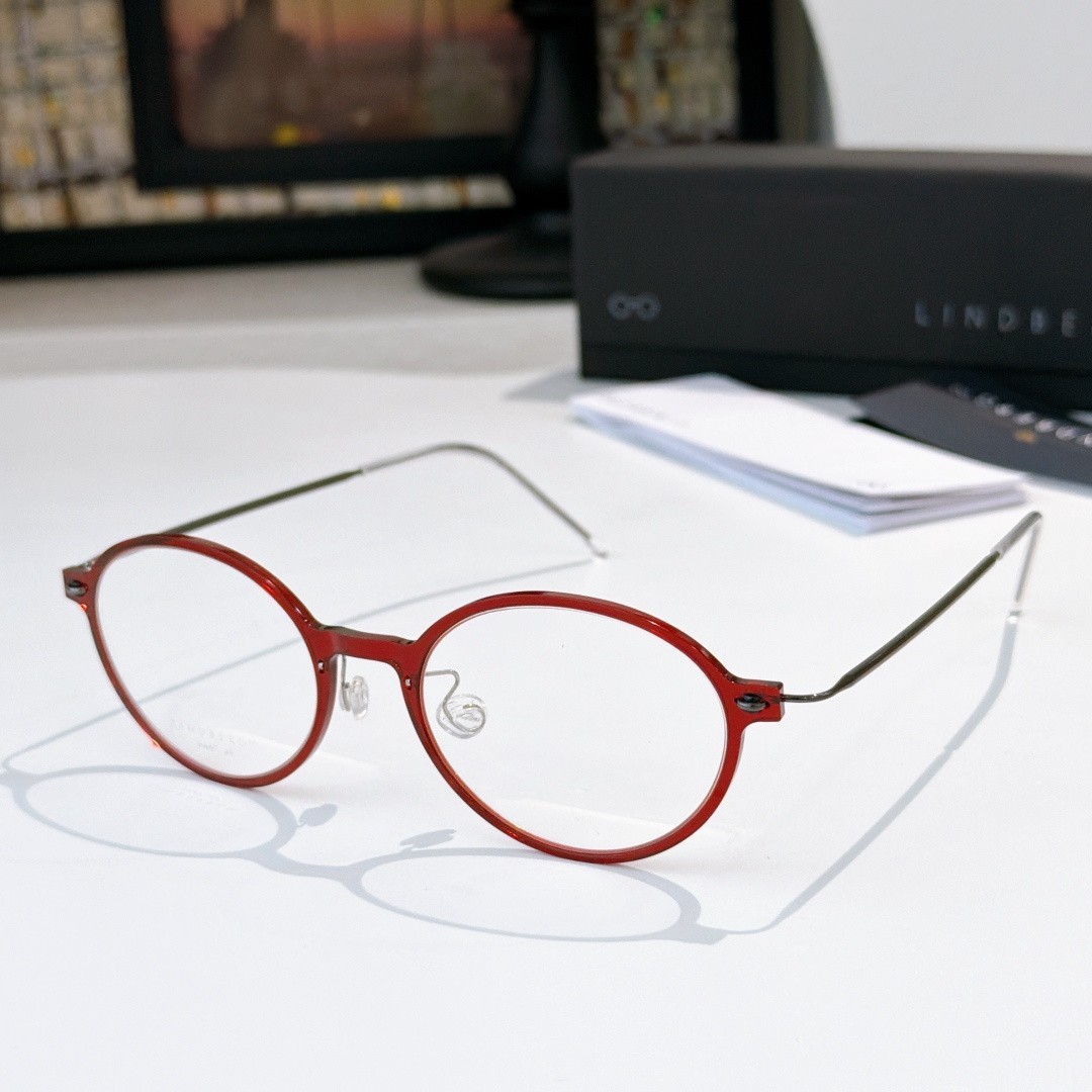 Lindberg 6667 Round Eyeglasses Red Clear Lens 49-19 With New Case Lindberg 6667 Round Eyeglasses Red Clear Lens 49-19 With New Case