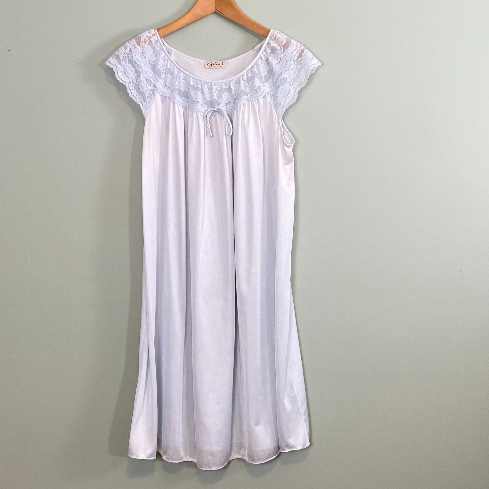 Vintage Gilead Satin Nightgown Womens Medium Blue Lace Sleeveless Knee Length