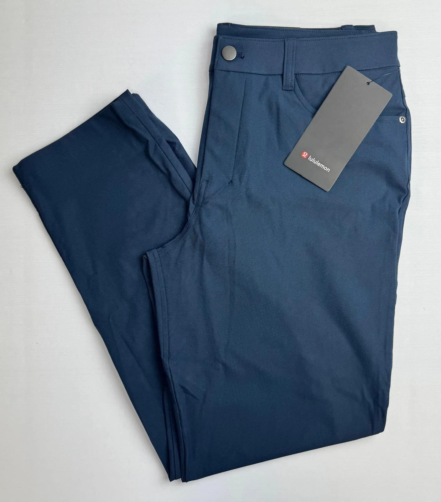 lululemon ABC Classic-Fit 5 Pocket Pant 30L Warpstreme, True Navy. Size 31. NWT