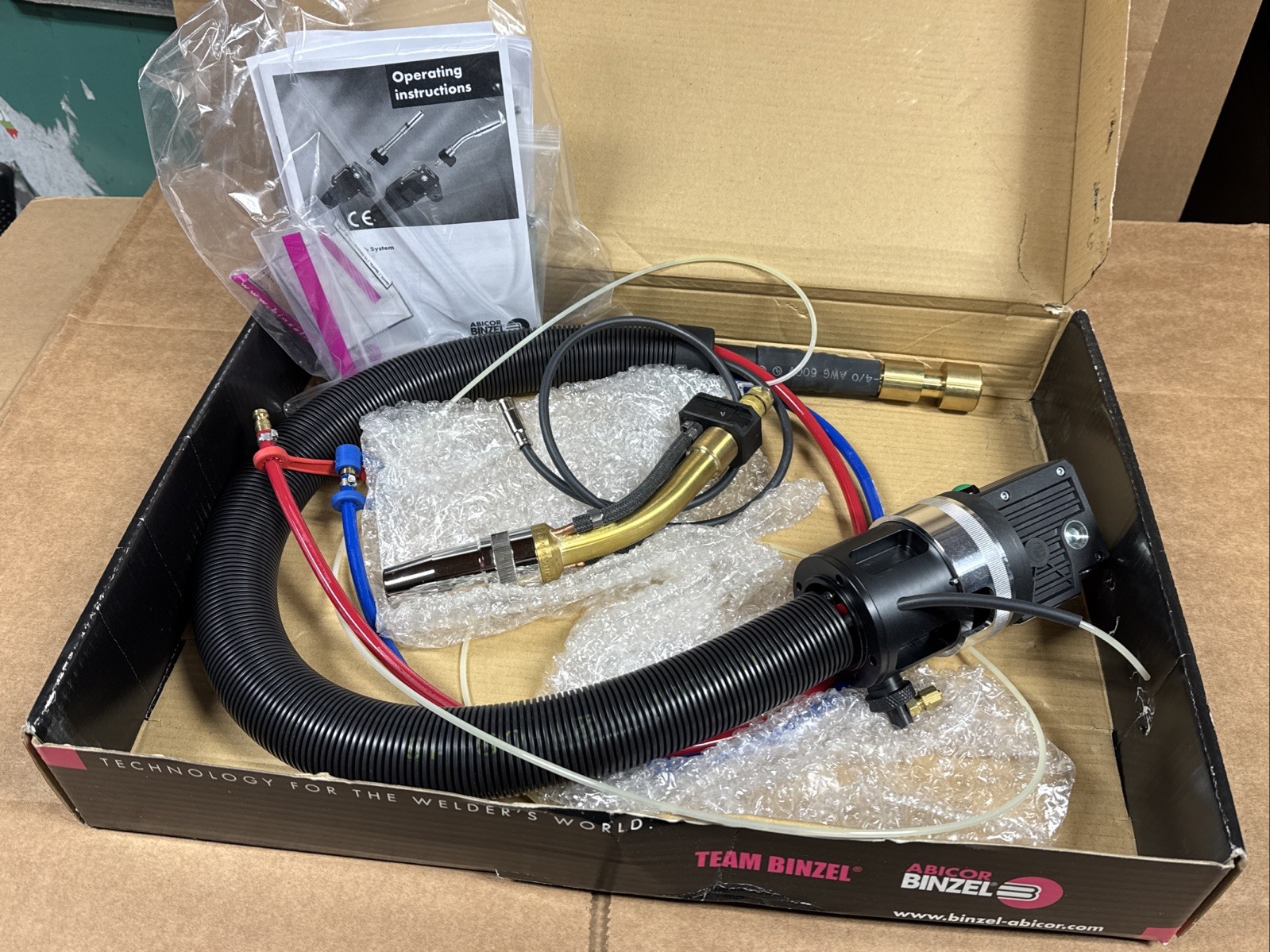NEW Abicor Binzel FP-WH6-3545LX-H MIG / MAG Torch ROBOWH652T 45D WB2 FANUC 120IC