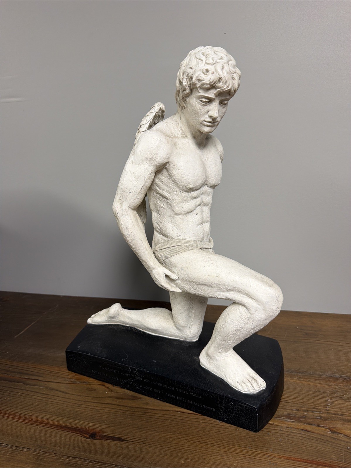 VTG TMS Vitruvian Collection Kneeling ANGEL Virtue Art Sculpture Resin Statue VTG TMS Vitruvian Collection Kneeling ANGEL Virtue Art Sculpture Resin Statue