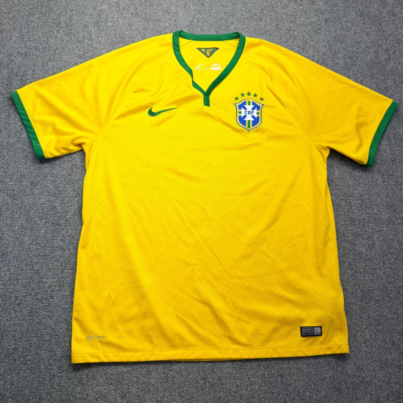 Nike Brazil National Team Soccer Jersey Mens XL Yellow Green 575280-703 2014 Nike Brazil National Team Soccer Jersey Mens XL Yellow Green 575280-703 2014