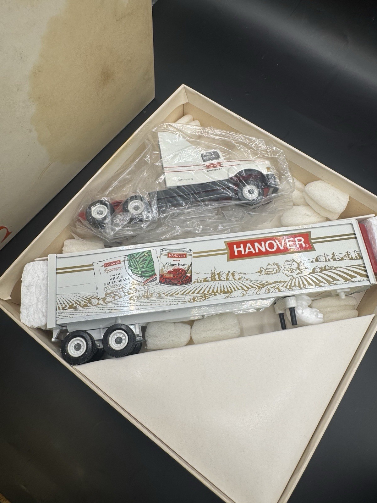 Winross Hanover Foods PA Semi Truck Trailer Diecast 1:64 Original Box Vintage