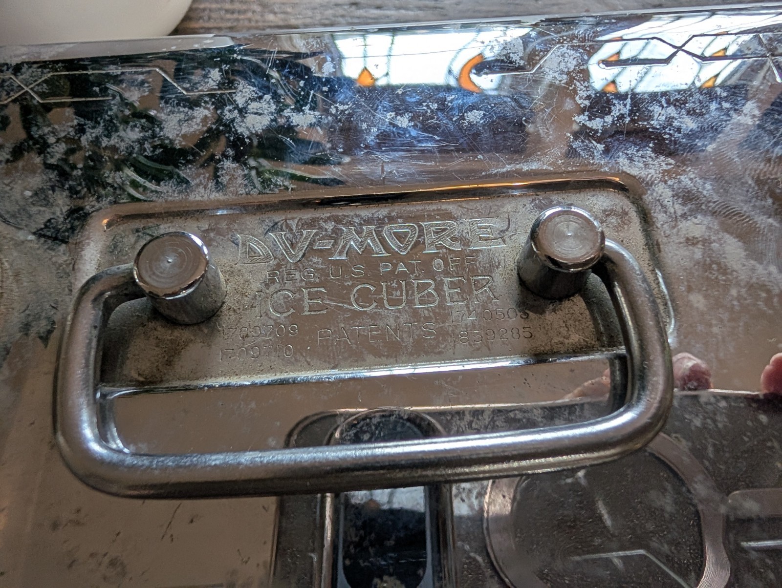 1920’s DV-More Ice Cuber Antique Metal Ice Cube Maker Refrigerator Ice Blocks 1920’s DV-More Ice Cuber Antique Metal Ice Cube Maker Refrigerator Ice Blocks