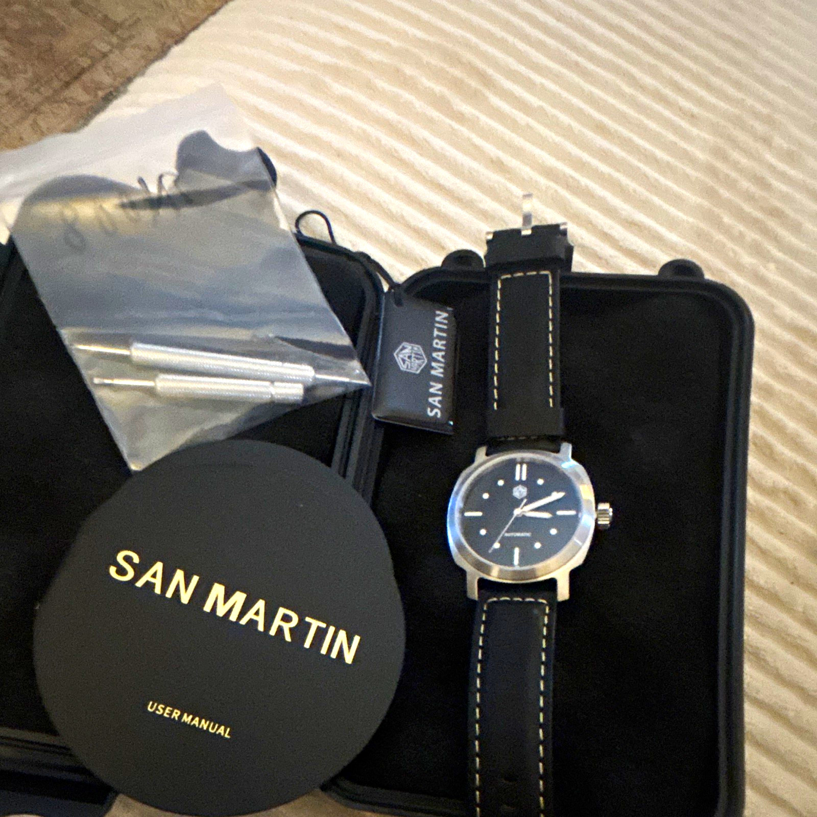 San Martin Automatic 40mm Black Dial Steel Case Leather Strap Box Manual San Martin Automatic 40mm Black Dial Steel Case Leather Strap Box Manual