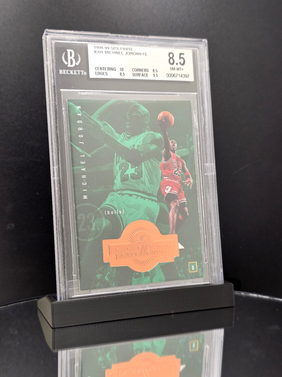 1998-99 SPX Finite Excellence Green SP/1770 Michael Jordan - Pop 11