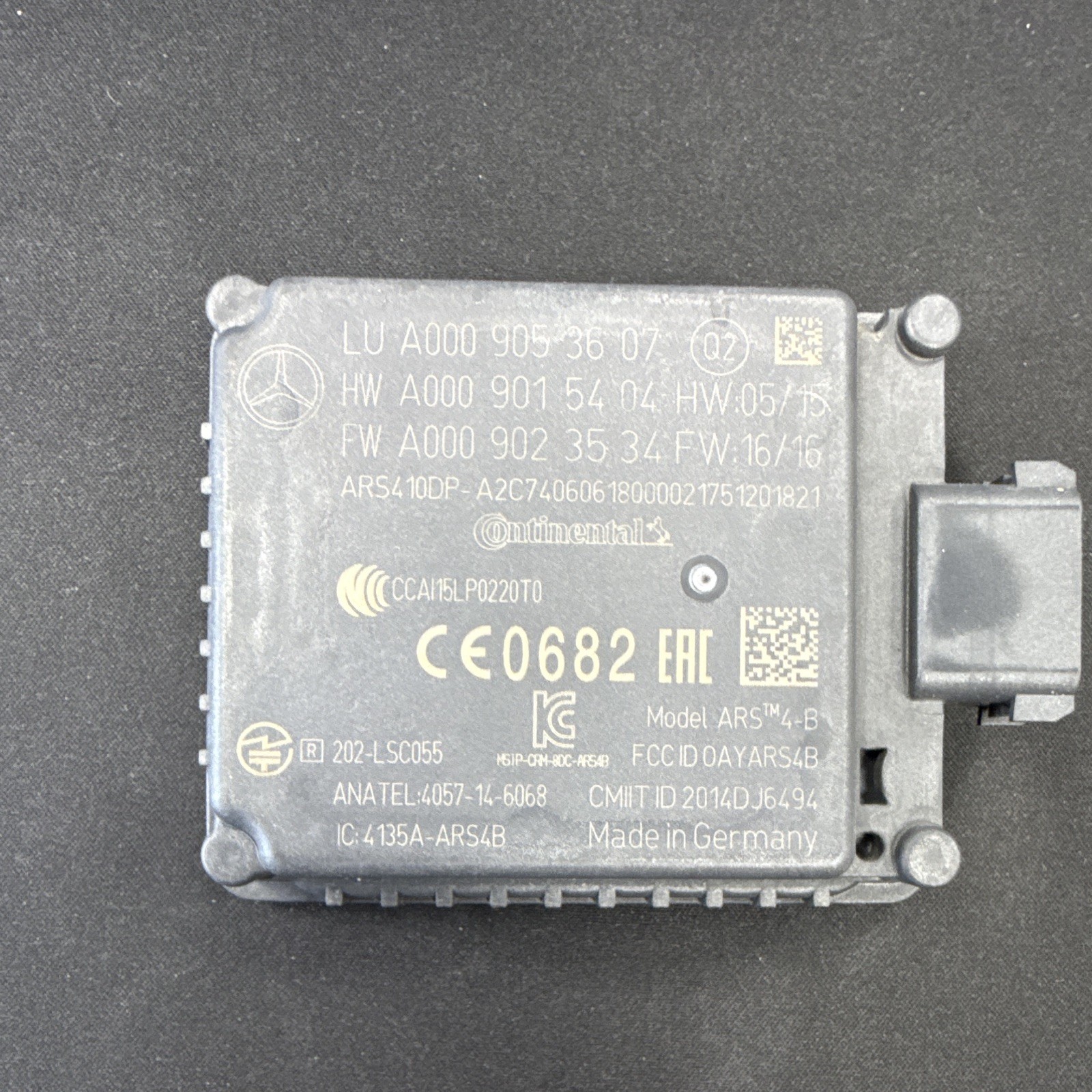 Mercedez E-Class Front Radar Sensor A0009015404 Genuine OEM Mercedes Benz