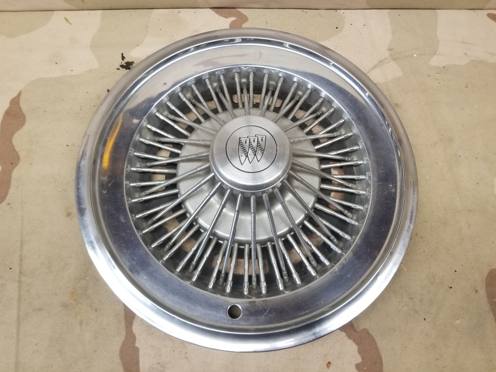 1973-1978 Buick Century Regal Riviera Wire Wheel Center Hub Cap OEM