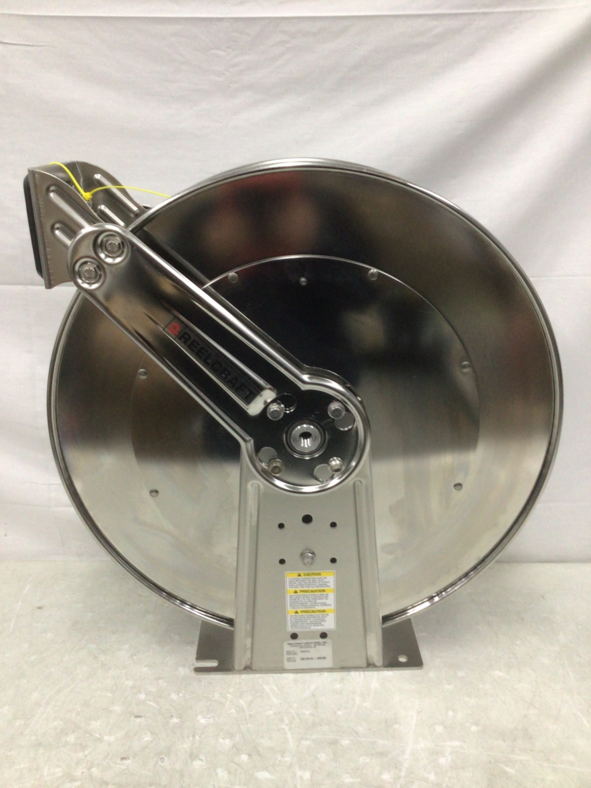 REELCRAFT 82000 OLS Spring Return Hose Reel 100 ft 500 psi 1/2 in I.D Stainless