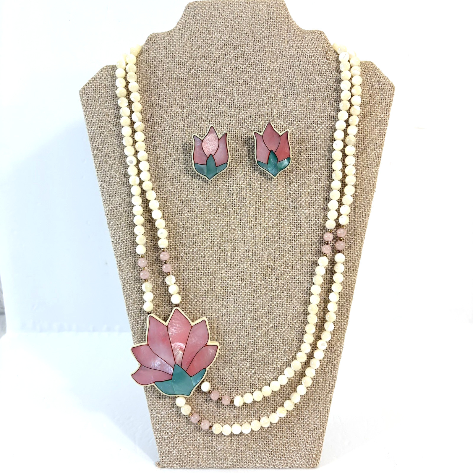 Vintage Signed SANDEE Necklace & Earrings Set Mother of Pearl Inlay Pink Quartz Vintage Signed SANDEE Necklace & Earrings Set Mother of Pearl Inlay Pink Quartz