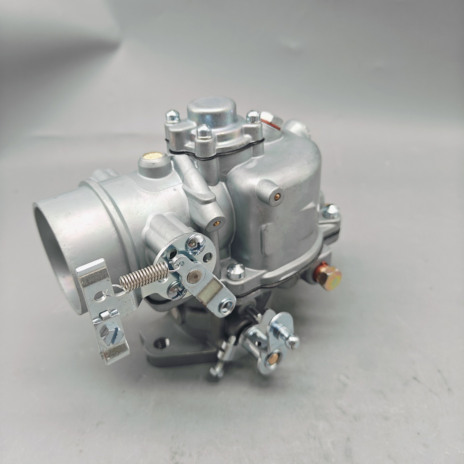 C5NE9510G Carburetor fits 1965-1982 Ford 2000 2100 2300 2600 21210 Tractors