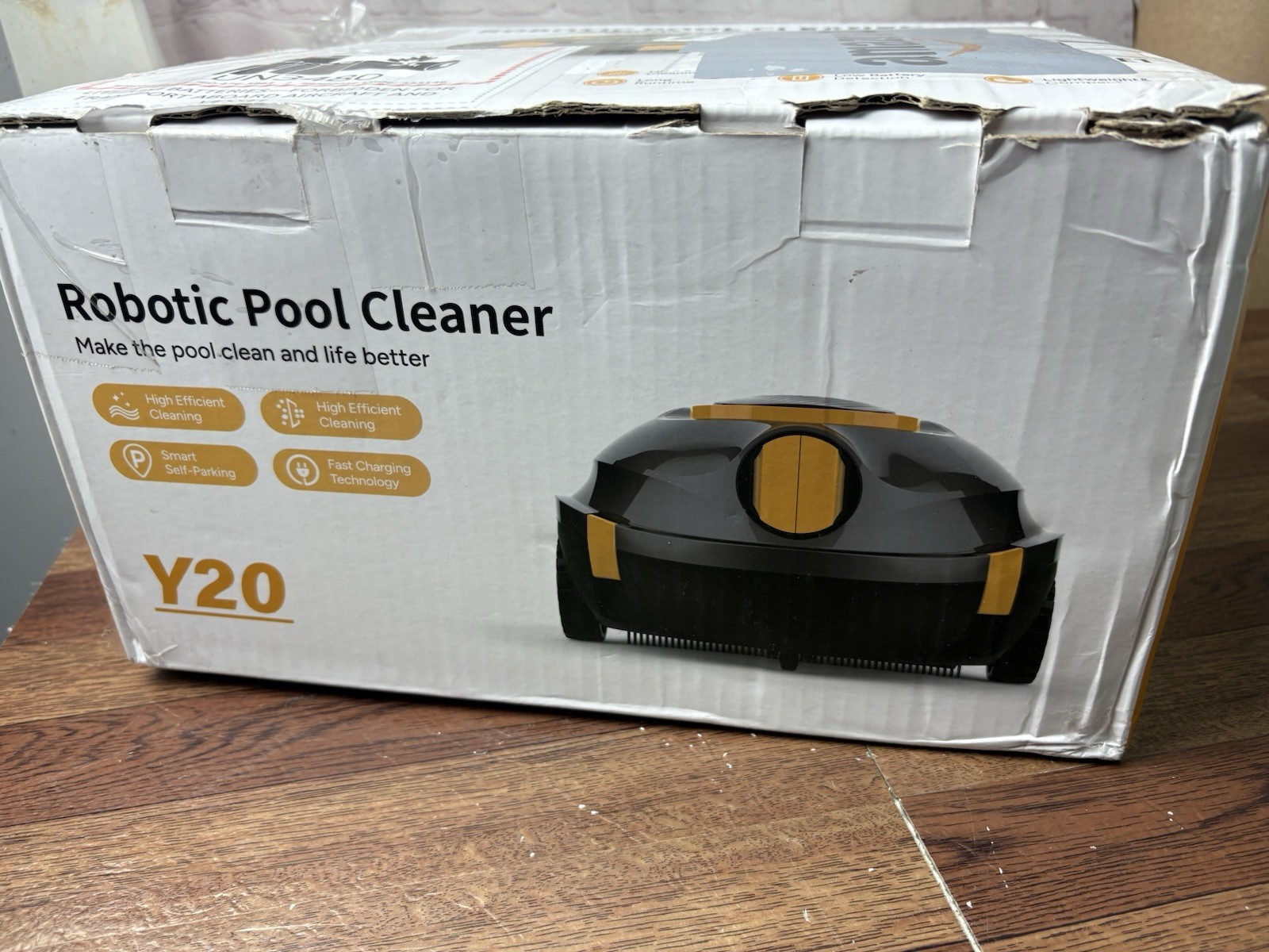 Y20 Cordless Automatic Robotic Pool Cleaner, Above & Inground Pool. New Y20 Cordless Automatic Robotic Pool Cleaner, Above & Inground Pool. New