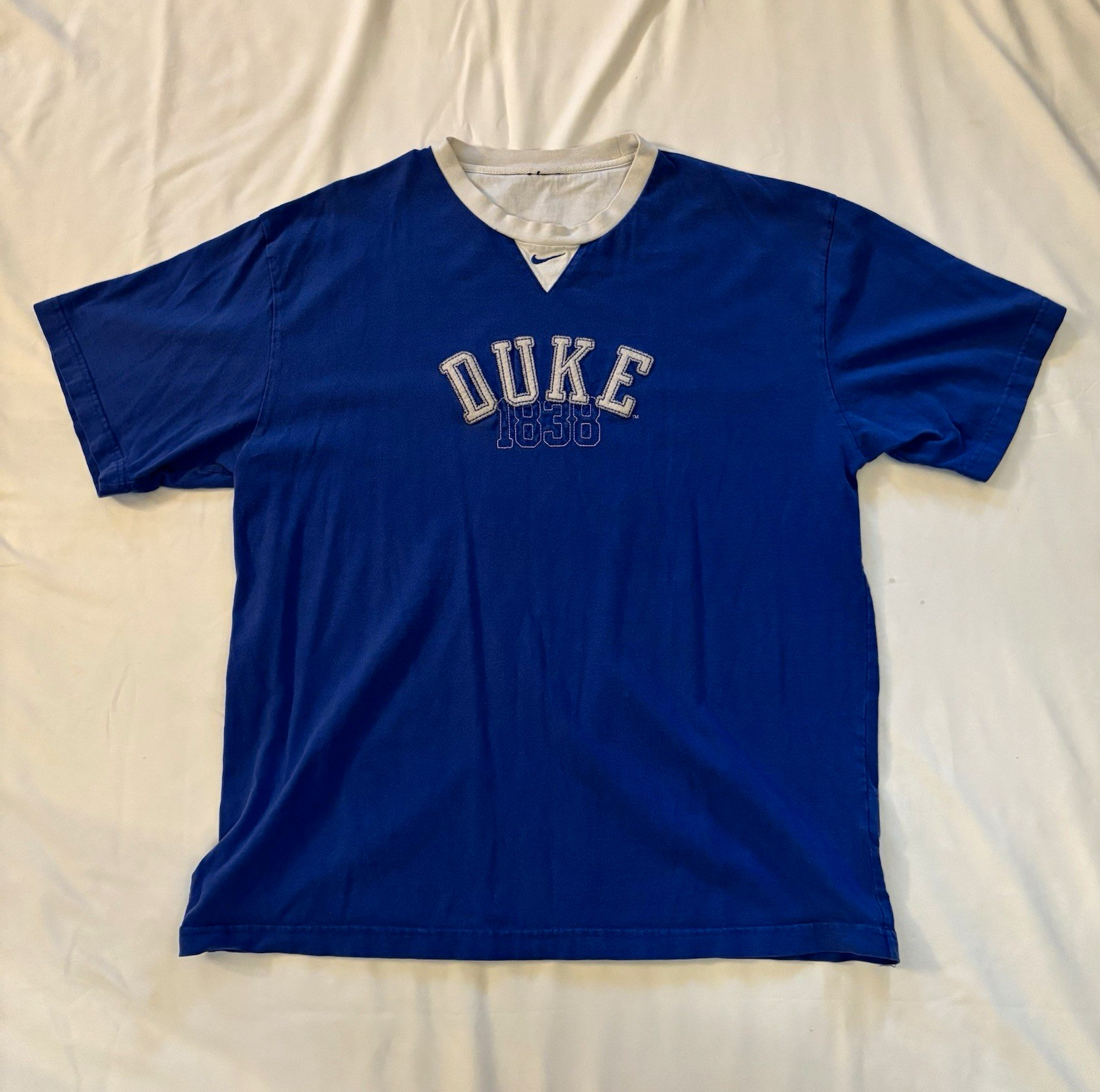 Nike Duke Blue Devils NCAA Fan Shirt T-Shirt Blue White Team Colors Nike Duke Blue Devils NCAA Fan Shirt T-Shirt Blue White Team Colors