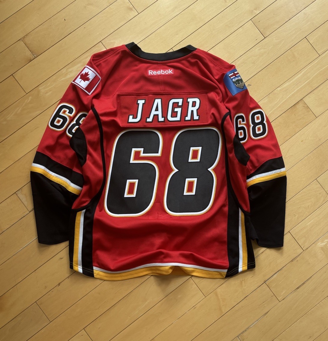 Jaromir Jagr Calgary Flames Authentic Reebok Indo-Edge Home Jersey Size 56 NHL Jaromir Jagr Calgary Flames Authentic Reebok Indo-Edge Home Jersey Size 56 NHL