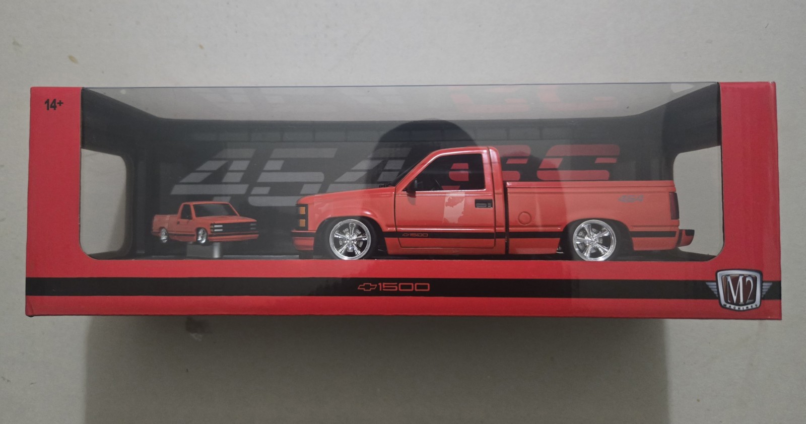 2026 M2 Machines 1992 Chevrolet C1500 SS 454 OBS 1:24 & 1:64 Walmart Exclusive 