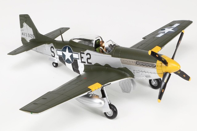 Hobby Master 1/48 P-51D Mustang #44-13926 USAAF 361st FG, 375th FS Hobby Master 1/48 P-51D Mustang #44-13926 USAAF 361st FG, 375th FS
