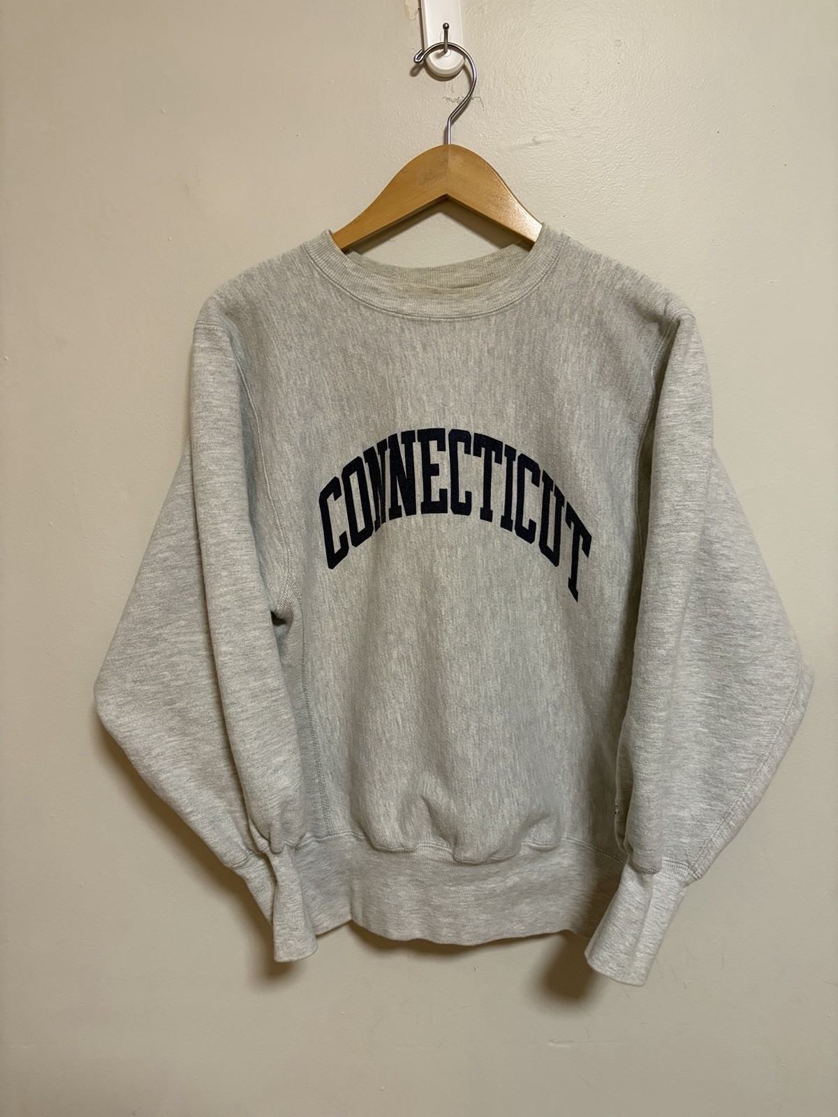 Vintage 80s Champion Reverse Weave Warmup Connecticut Sweatshirt Size Medium USA Vintage 80s Champion Reverse Weave Warmup Connecticut Sweatshirt Size Medium USA