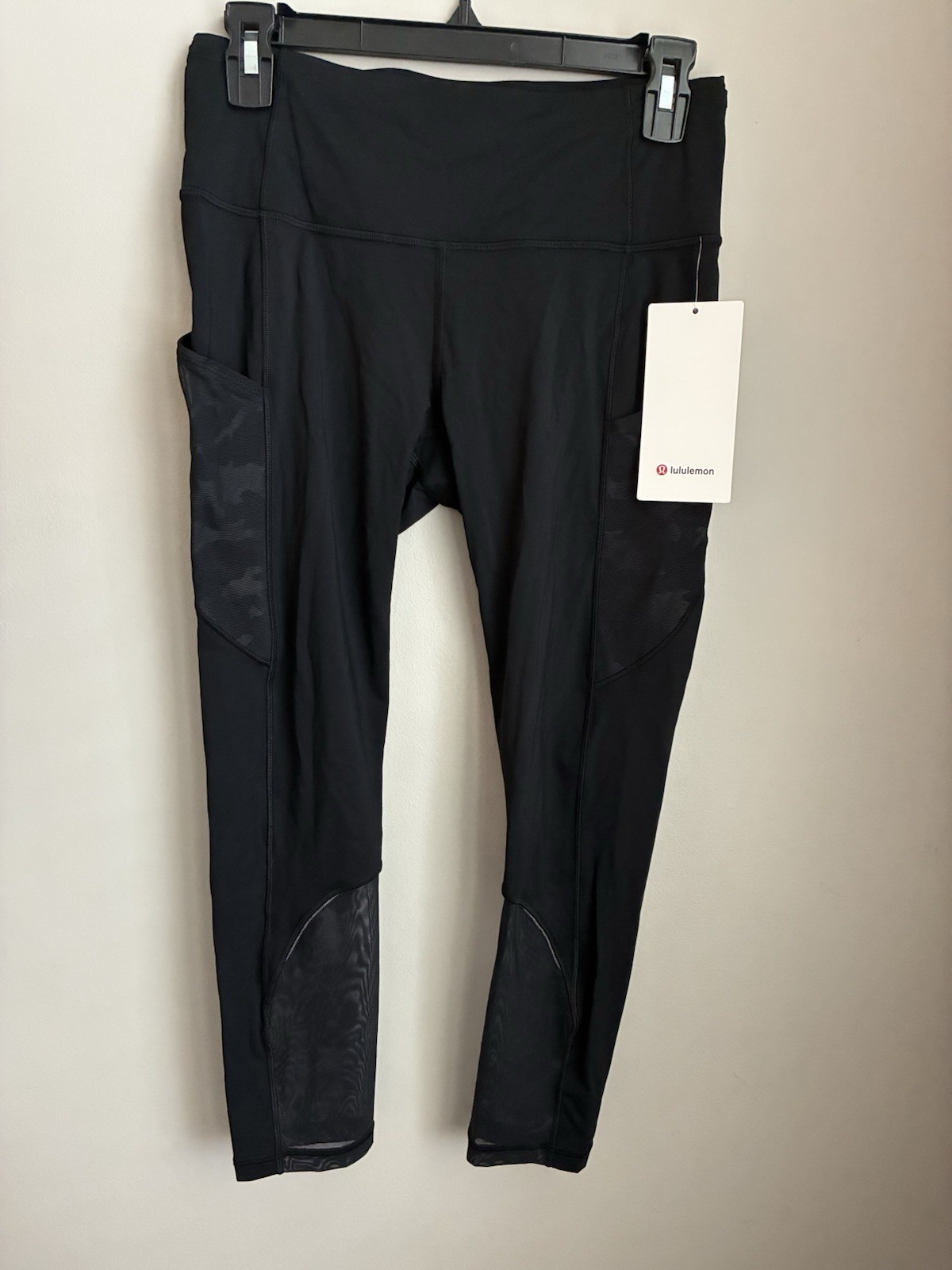 NWT Lululemon Fast and Free HR Crop 23\