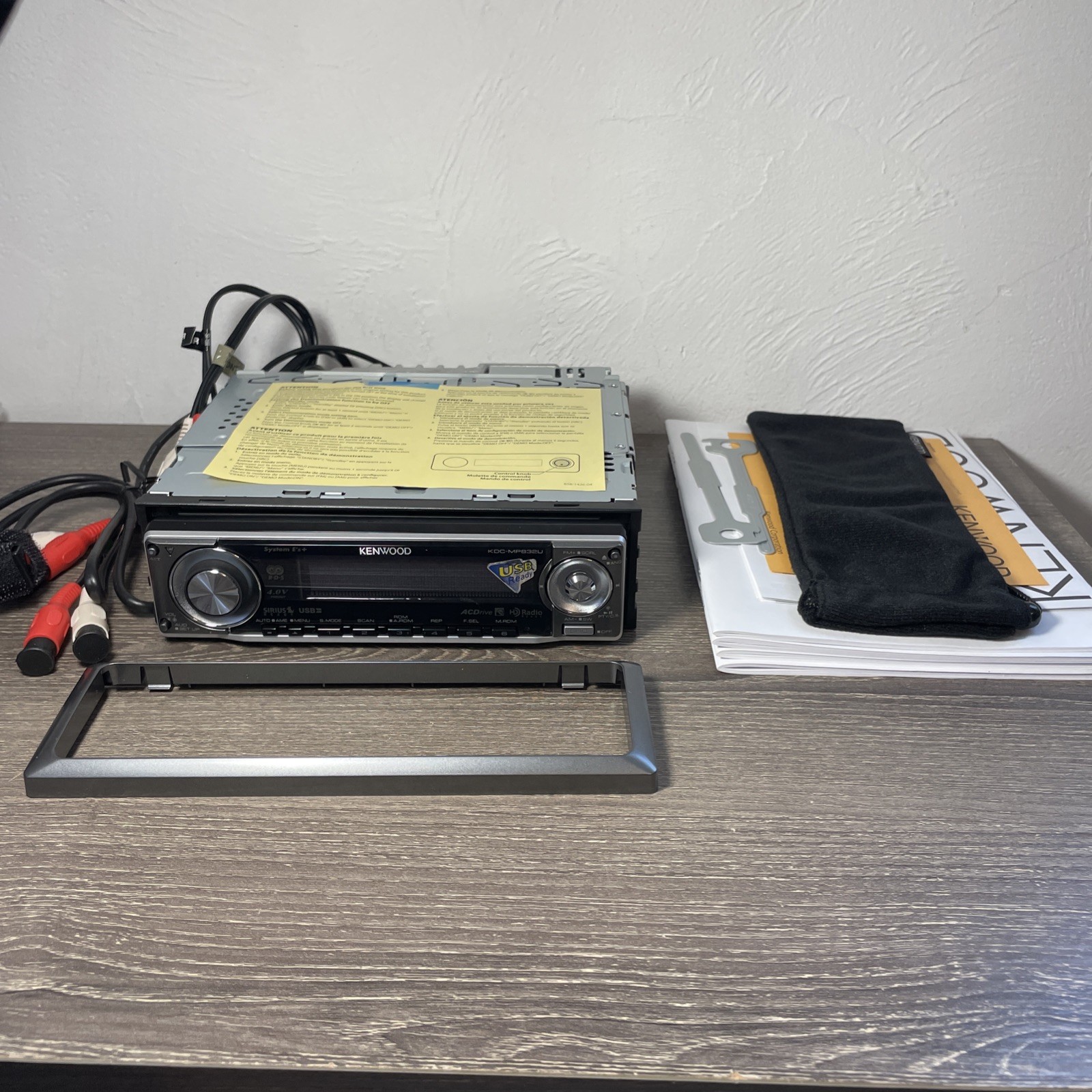 Rare Kenwood KDC-MP832U New Open Box - No Remote Or Wiring Harness *Read Desc*