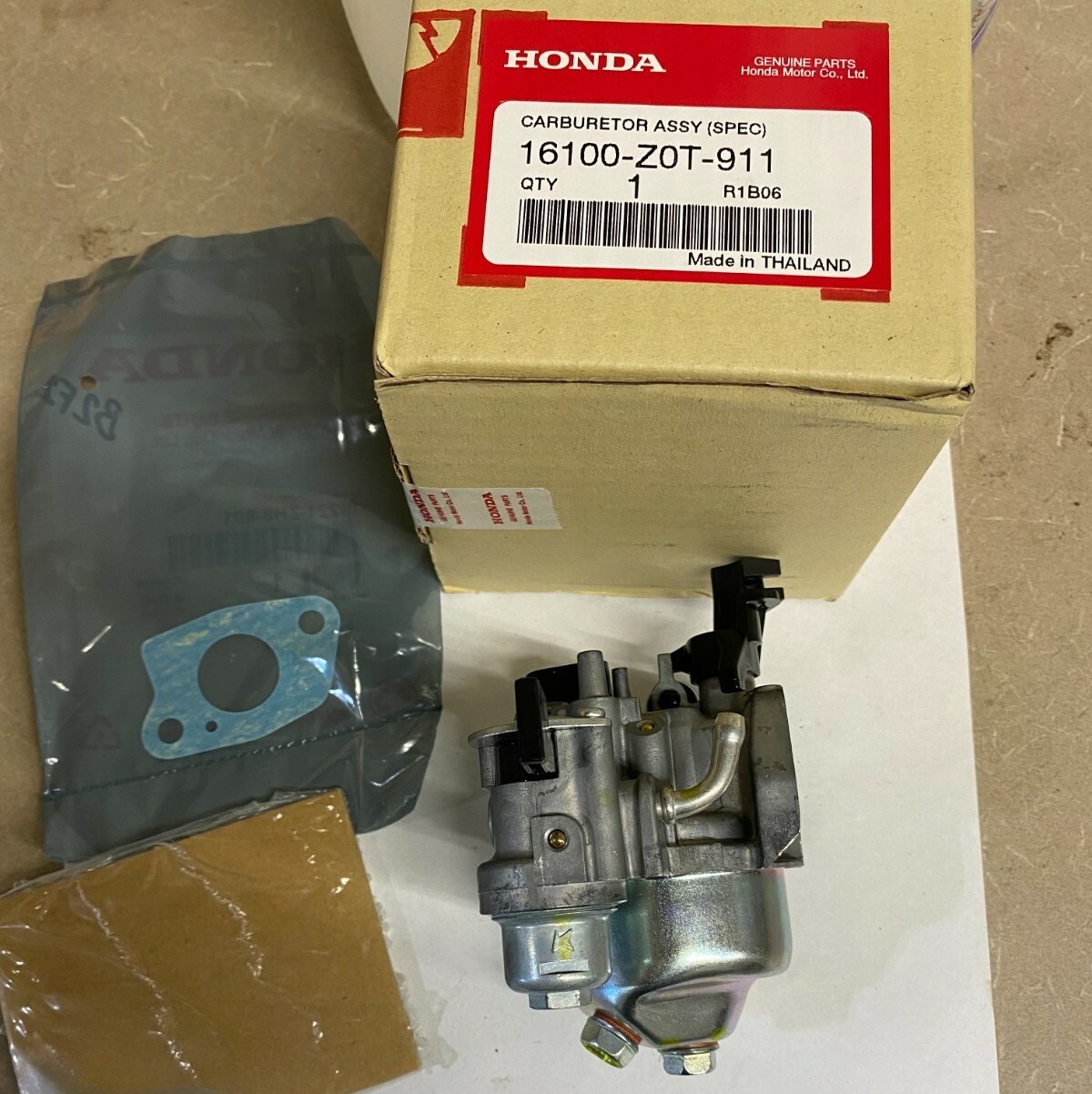 Genuine OEM Honda 16100-Z0T-911 Carburetor with gasket GX160 GX160RT1 GX160T1