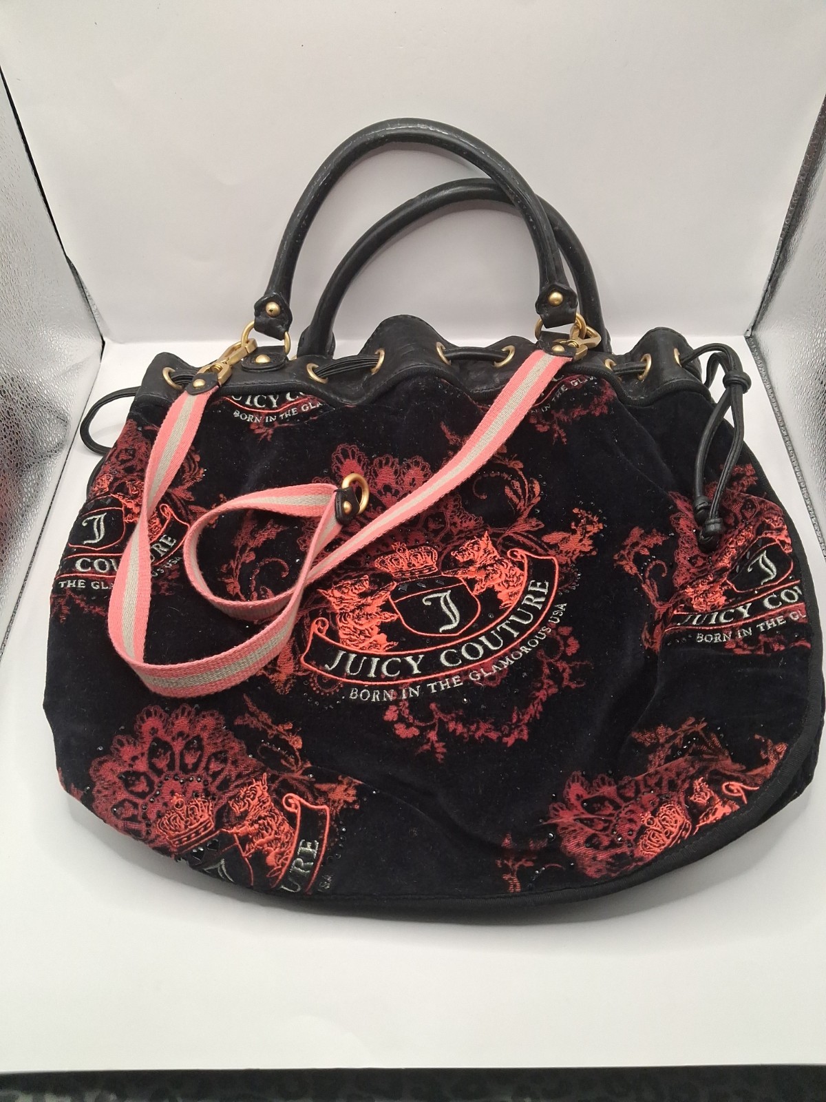 VTG Juicy Couture Daydreamer Bag Red Pink Black Velour Purse Y2K 2000s Crescent VTG Juicy Couture Daydreamer Bag Red Pink Black Velour Purse Y2K 2000s Crescent