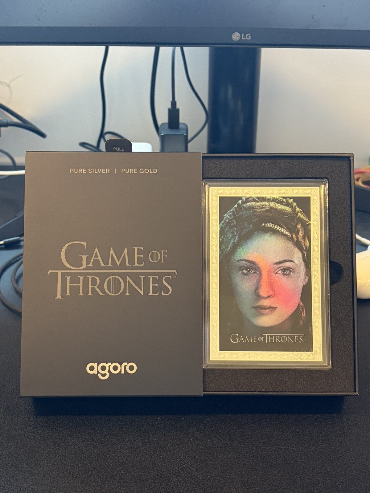 2026 Agoro Game of Thrones House Stark Box 5g Foil Sansa Stark Rare 571/1200 2026 Agoro Game of Thrones House Stark Box 5g Foil Sansa Stark Rare 571/1200