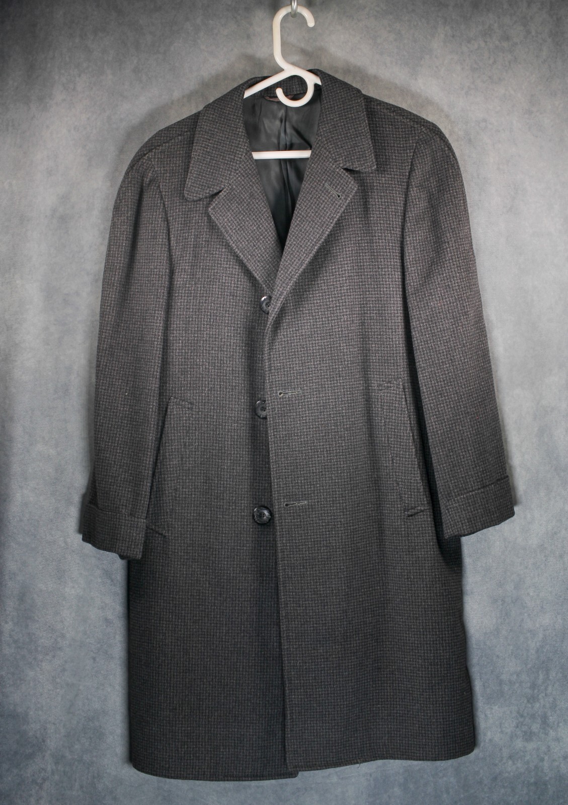 Vintage 60s Robert Hall Tweed Wool Overcoat Houndstooth Closed Back 40