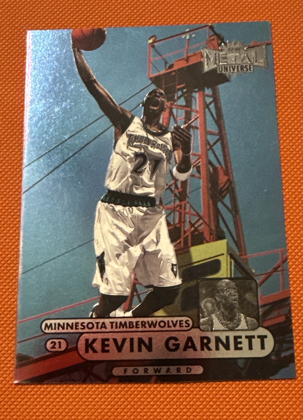1997-98 Metal Universe Championship Preview - Kevin Garnett #41 1997-98 Metal Universe Championship Preview - Kevin Garnett #41