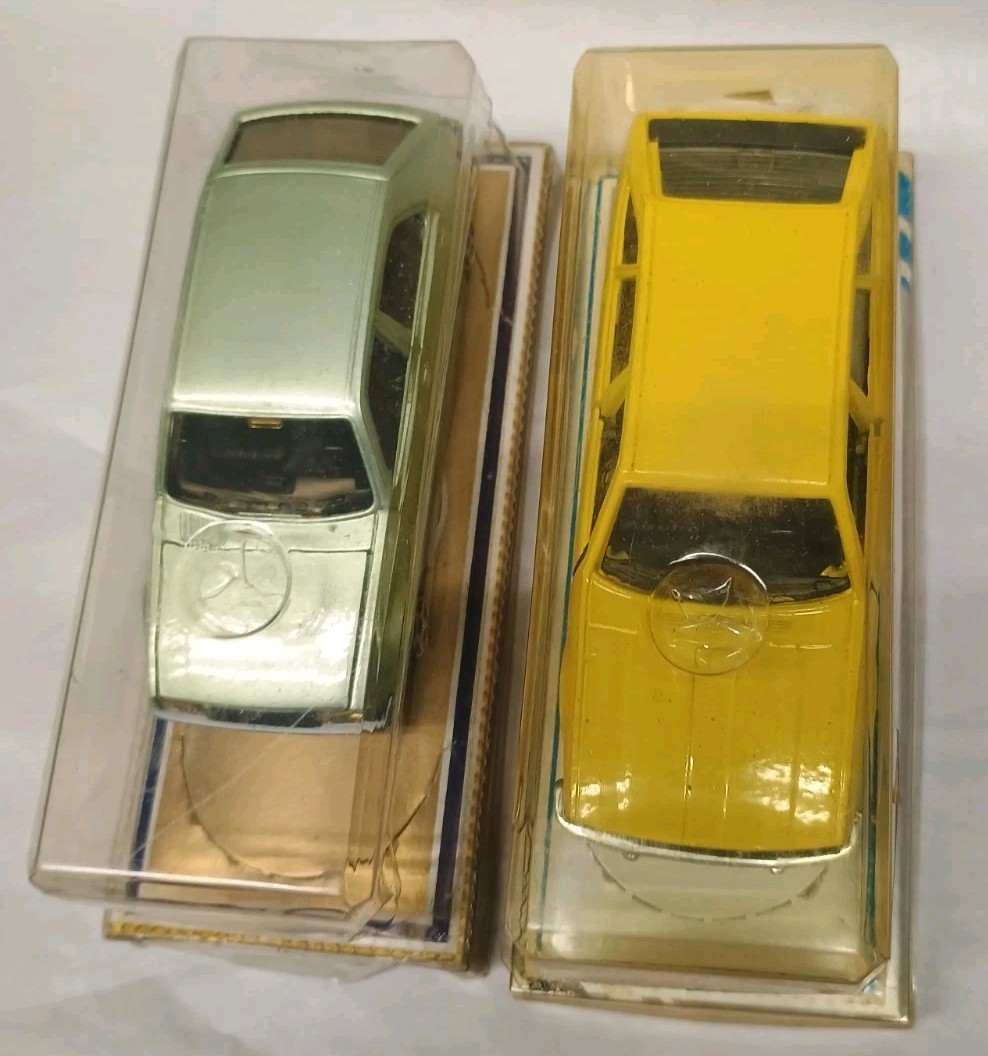 Norev Vintage Jet-Cars 2  1:43 Scale Renault 14 & 20 In Package