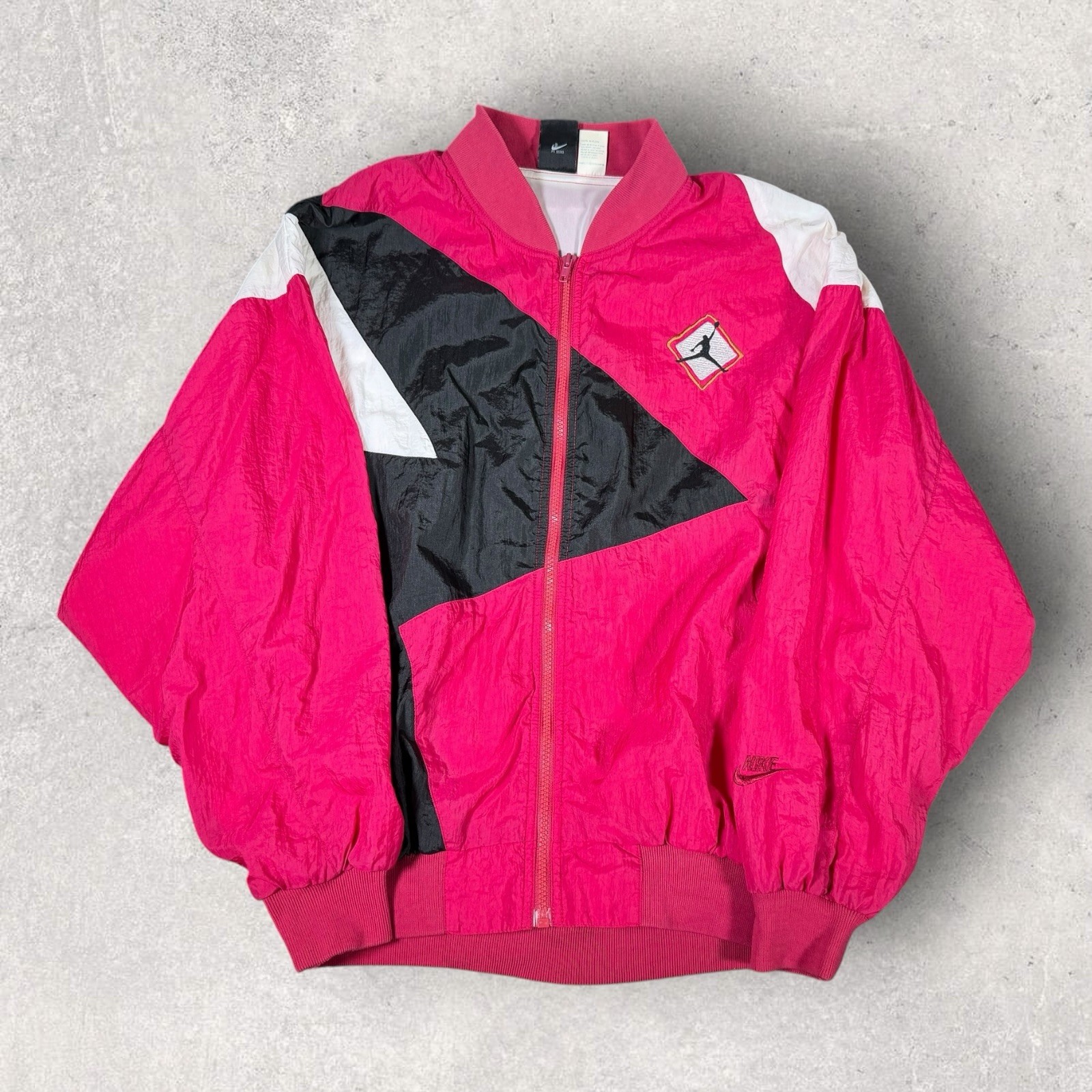 Vintage 1992 Nike Air Jordan 7 Cardinal Retro Nylon Windbreaker Jacket Size M Vintage 1992 Nike Air Jordan 7 Cardinal Retro Nylon Windbreaker Jacket Size M