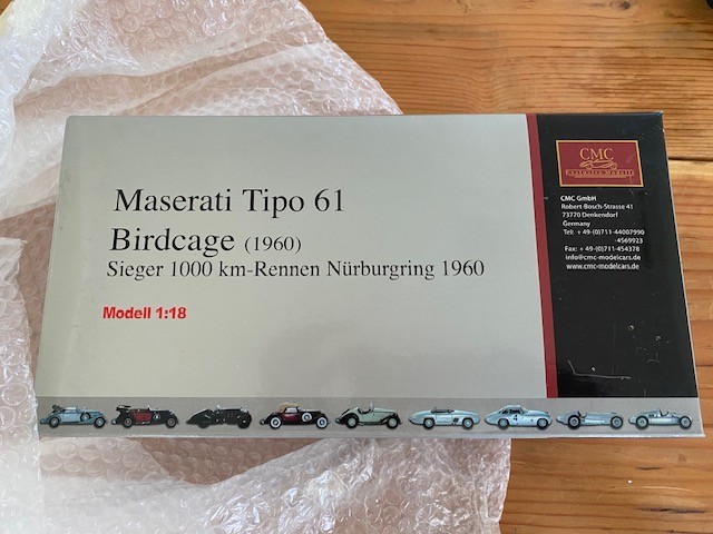 CMC | 1:18 | Maserati Tipo 61 Birdcage 1960 | Nürburgring Gurney | ORIGINAL BOX CMC | 1:18 | Maserati Tipo 61 Birdcage 1960 | Nürburgring Gurney | ORIGINAL BOX