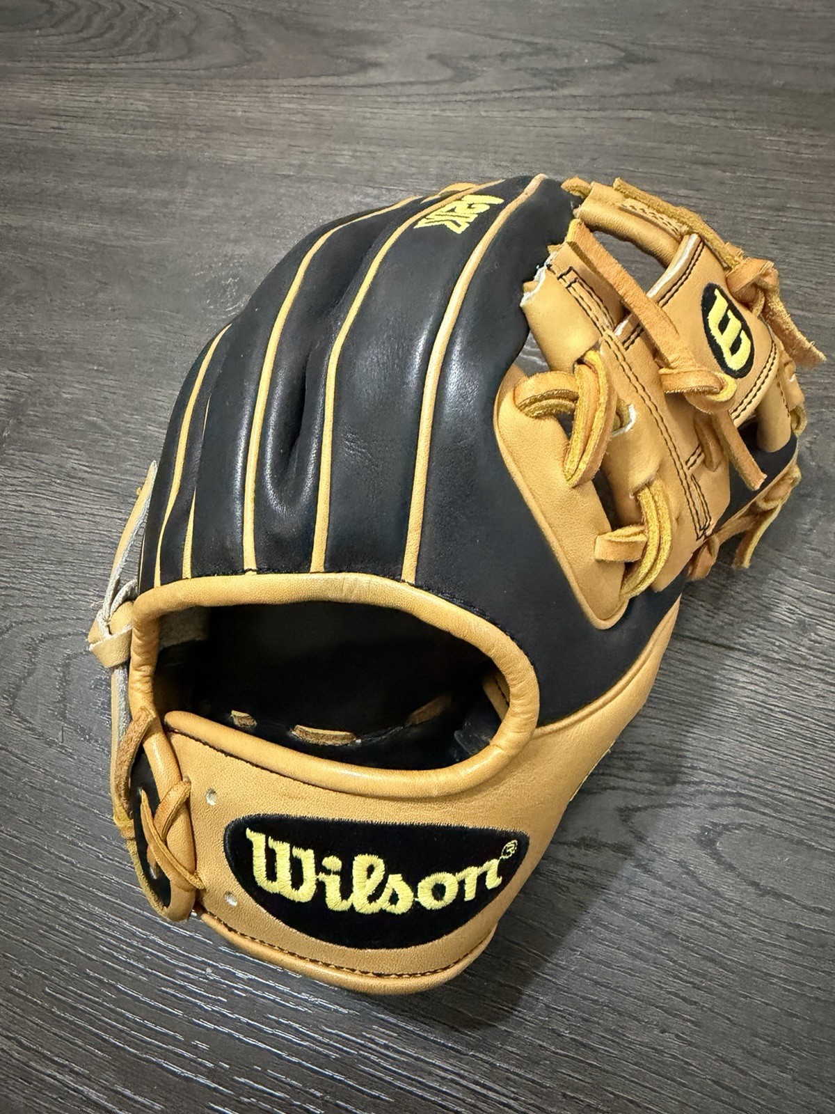 Wilson A2K 1788 Size 11.25” Infield Baseball Glove (stiff)
