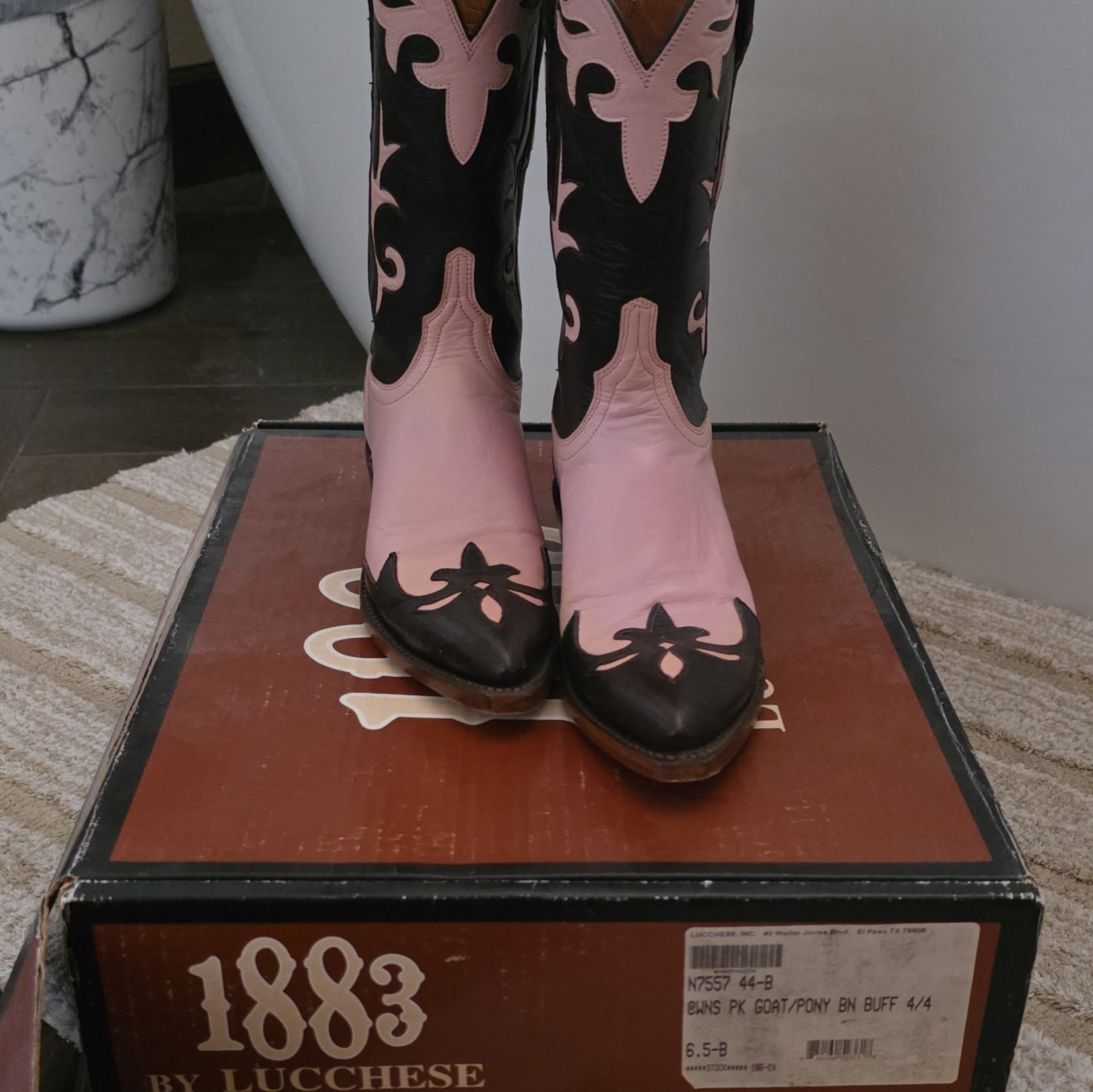 Lucchese 1883 Women’s Western Cowboy Boots Pink/Black 6.5B N7557