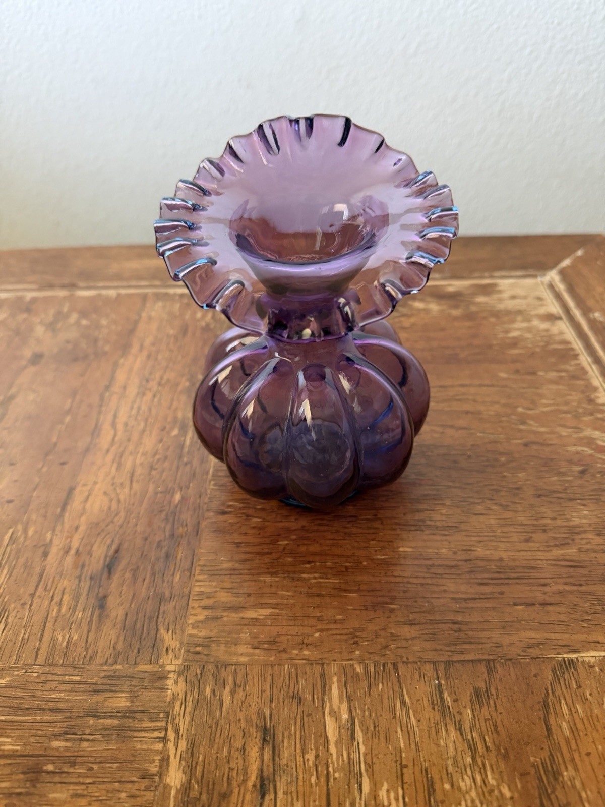 Vintage Fenton art glass mulberry ruffled melon vase. A0220 Vintage Fenton art glass mulberry ruffled melon vase. A0220