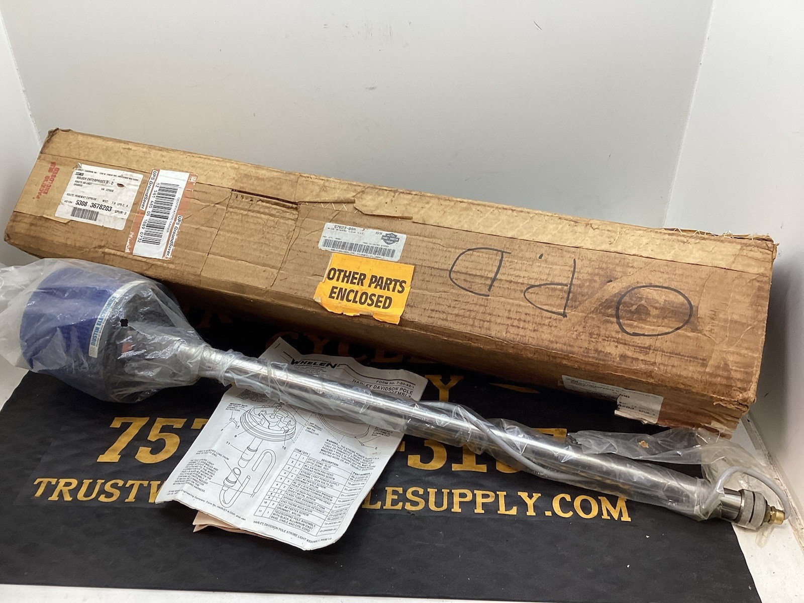RARE NOS HARLEY FXRP FLHTP WHELEN POLE LIGHT ASSEMBLY 67623-88A OEM VINTAGE