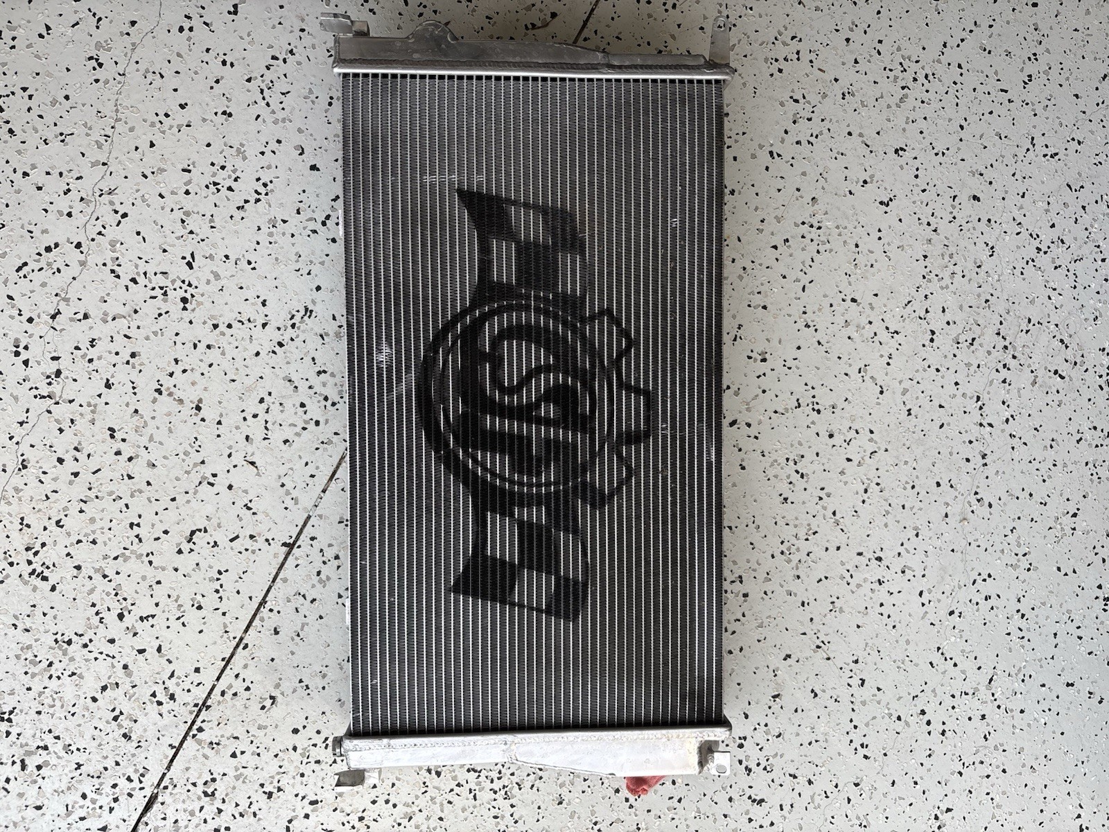 CSF Radiator For E8x 135i Or E9x 335i CSF Radiator For E8x 135i Or E9x 335i