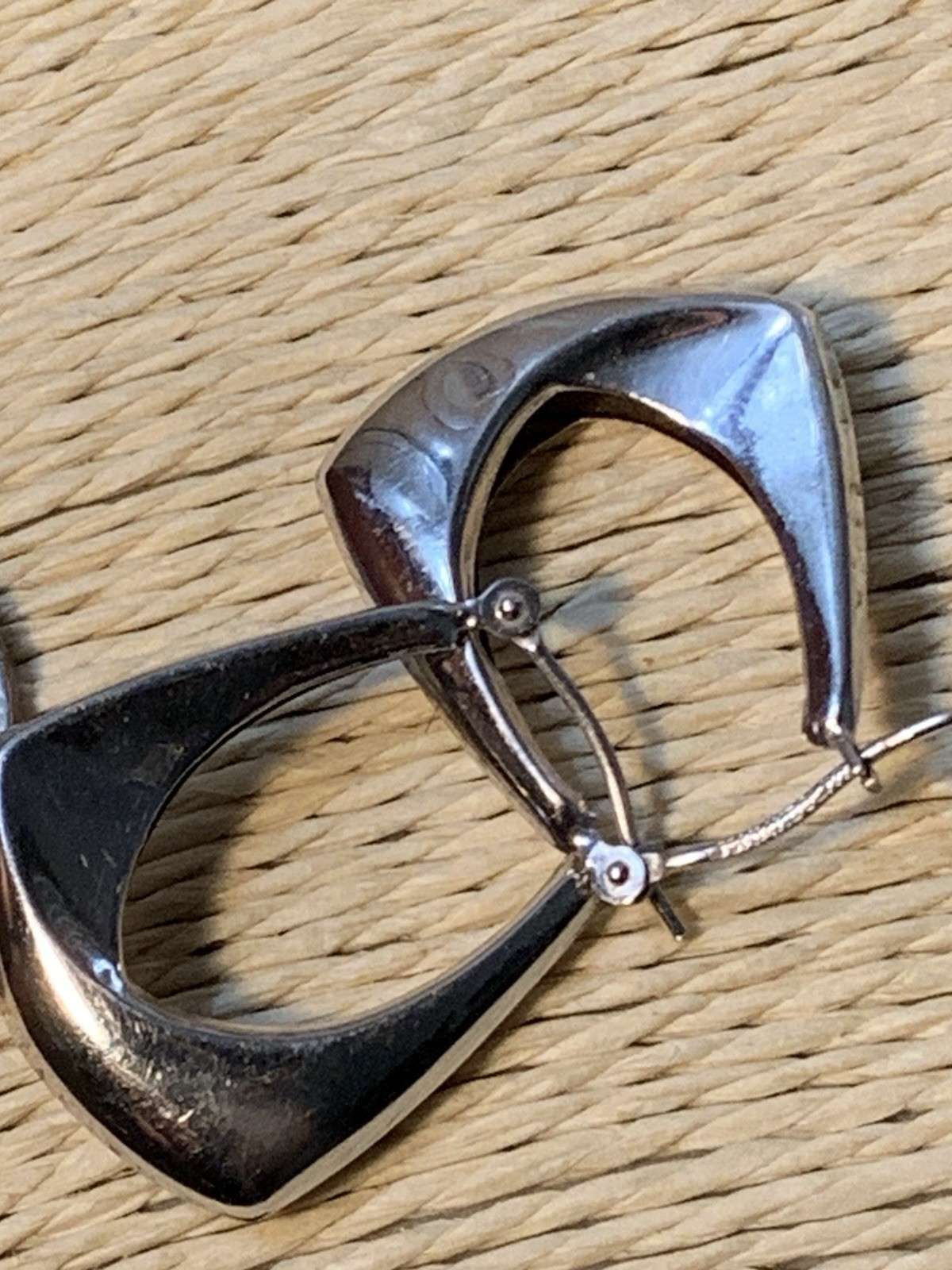 Lovely Vintage Solid Puffy 14k White Gold Hoop Earrings 1.3g Signed JCM Bolivia