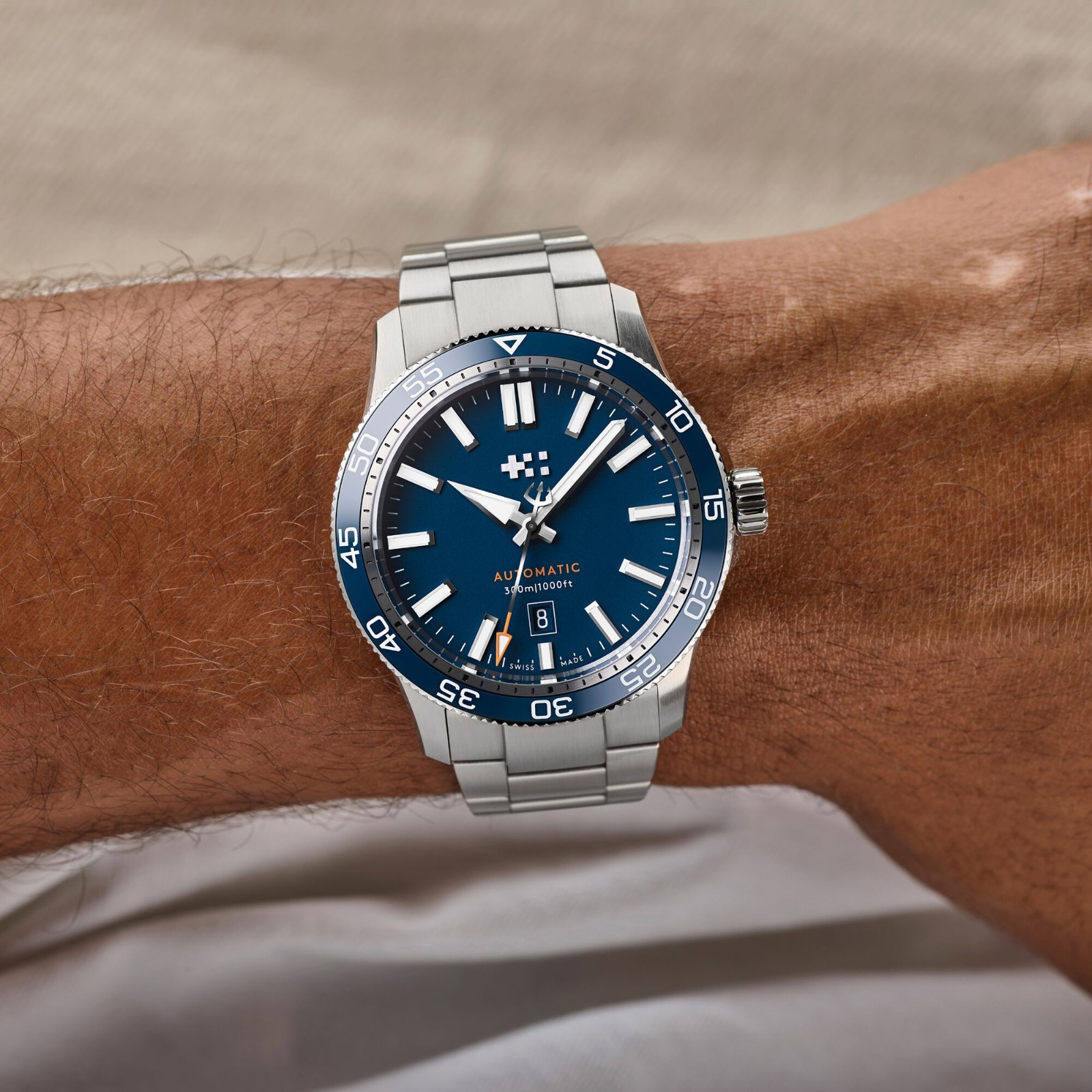 CHRISTOPHER WARD TRIDENT C60 SWISS MD AUTO SAPPHIRE BLUE DIAL CERAMIC BEZEL 44MM