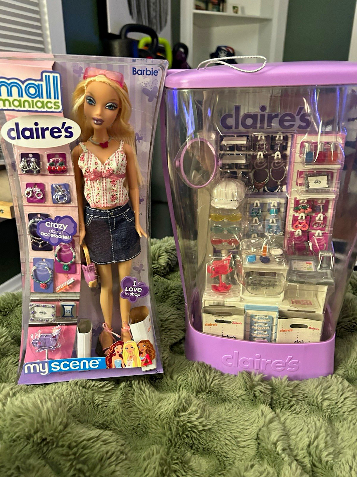 2005 My Scene Mall Maniacs Claire’s Barbie Doll & Playset Factory Sealed NRFB