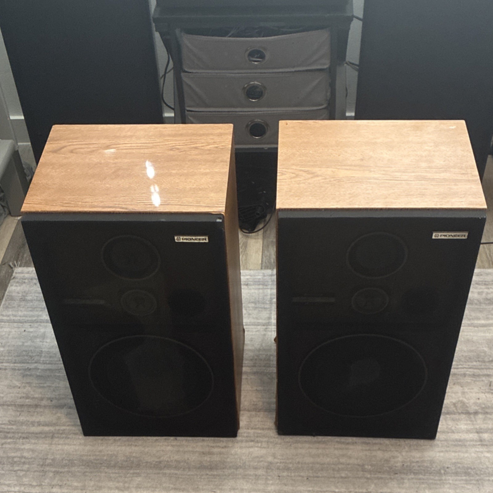 Vintage Pioneer CS-G203 *RARE* Speakers 100W RMS 6 Ohm Vintage Pioneer CS-G203 *RARE* Speakers 100W RMS 6 Ohm