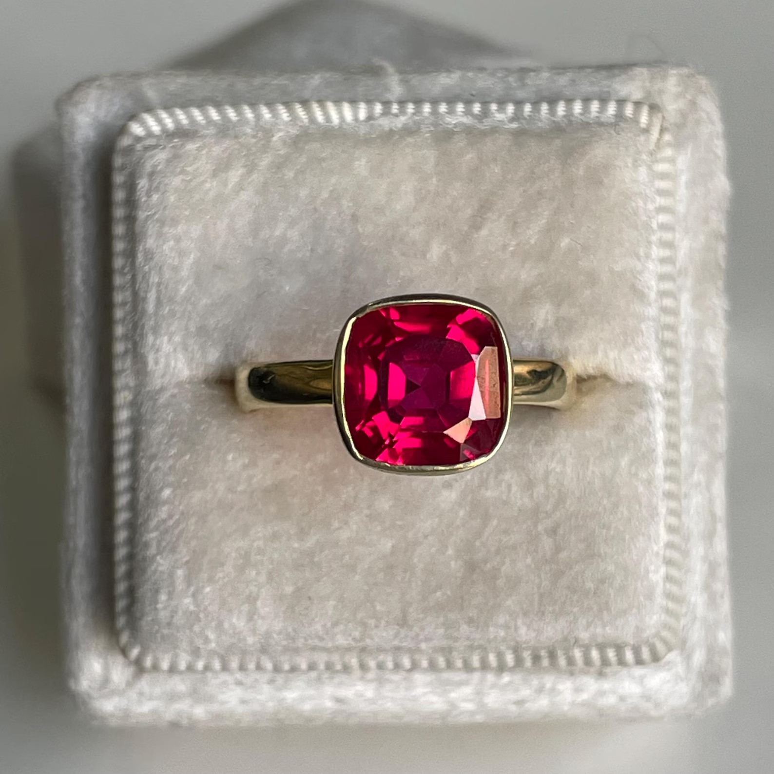 Luxurious 4Ct Cushion Cut Red Ruby Bezel Engagement Ring Solid 18K Yellow Gold
