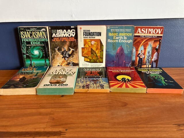 vintage Isaac Asimov paperback books lot vintage Isaac Asimov paperback books lot