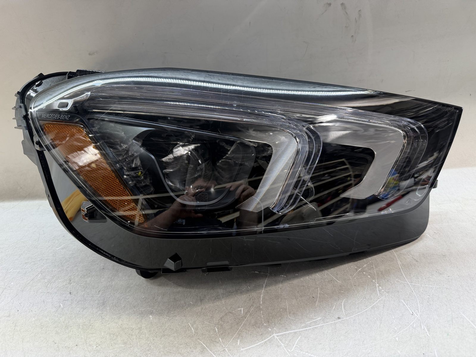 2020 2023 MERCEDES-BENZ GLE350 GLE450 HEADLIGHT OEM RIGHT LED HIGH PERFORMANCE