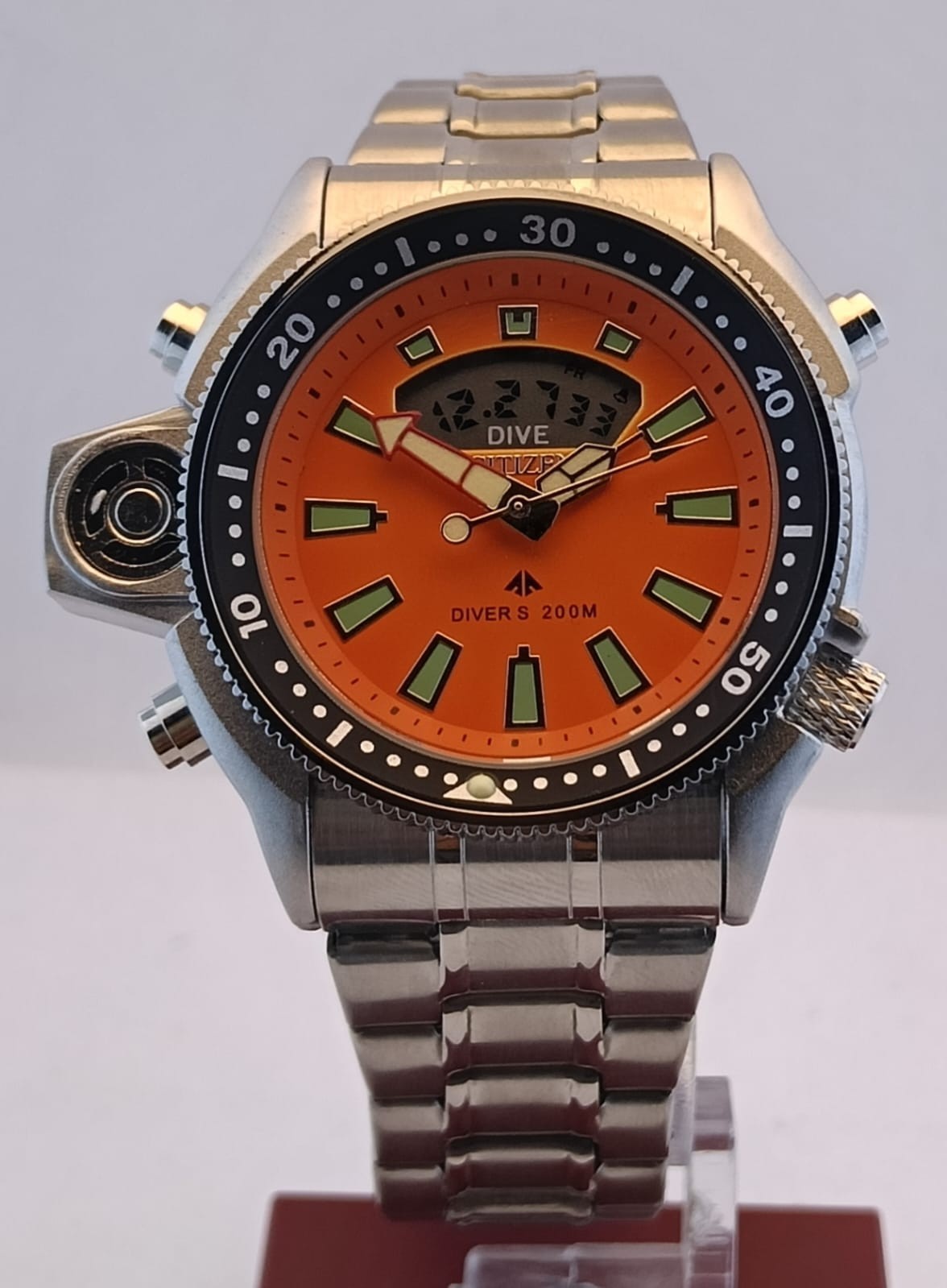 Vintage Men\'s Citizen Promaster Aqualand Working Condition Wristwatch
