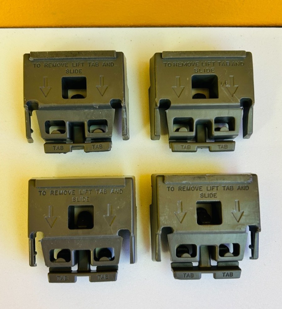 HP Agilent 5041-8801 (Set of 4) Medium Gray, Instrument Foot / Feet Set. Tested